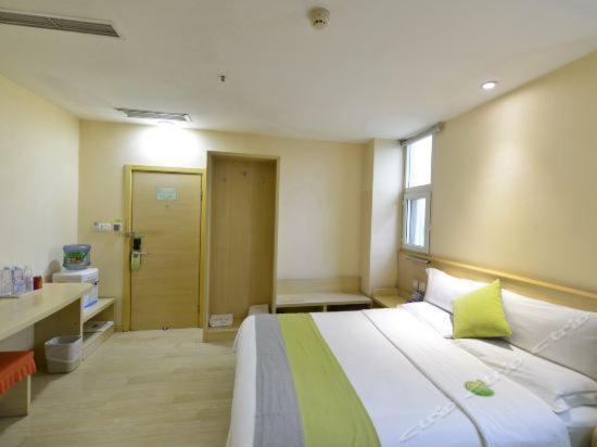 City Star Ji Feng Branch Kunming Bagian luar foto